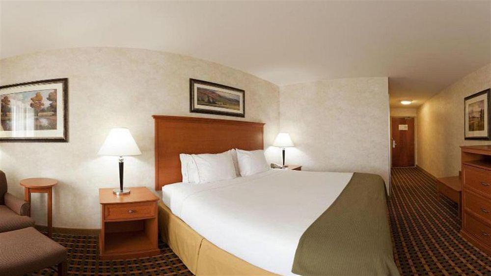 Holiday Inn Express Rawlins By Ihg Extérieur photo