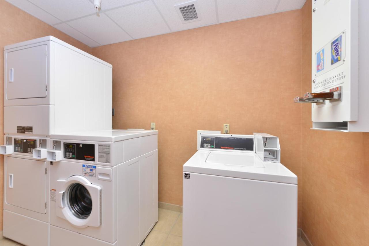 Holiday Inn Express Rawlins By Ihg Extérieur photo